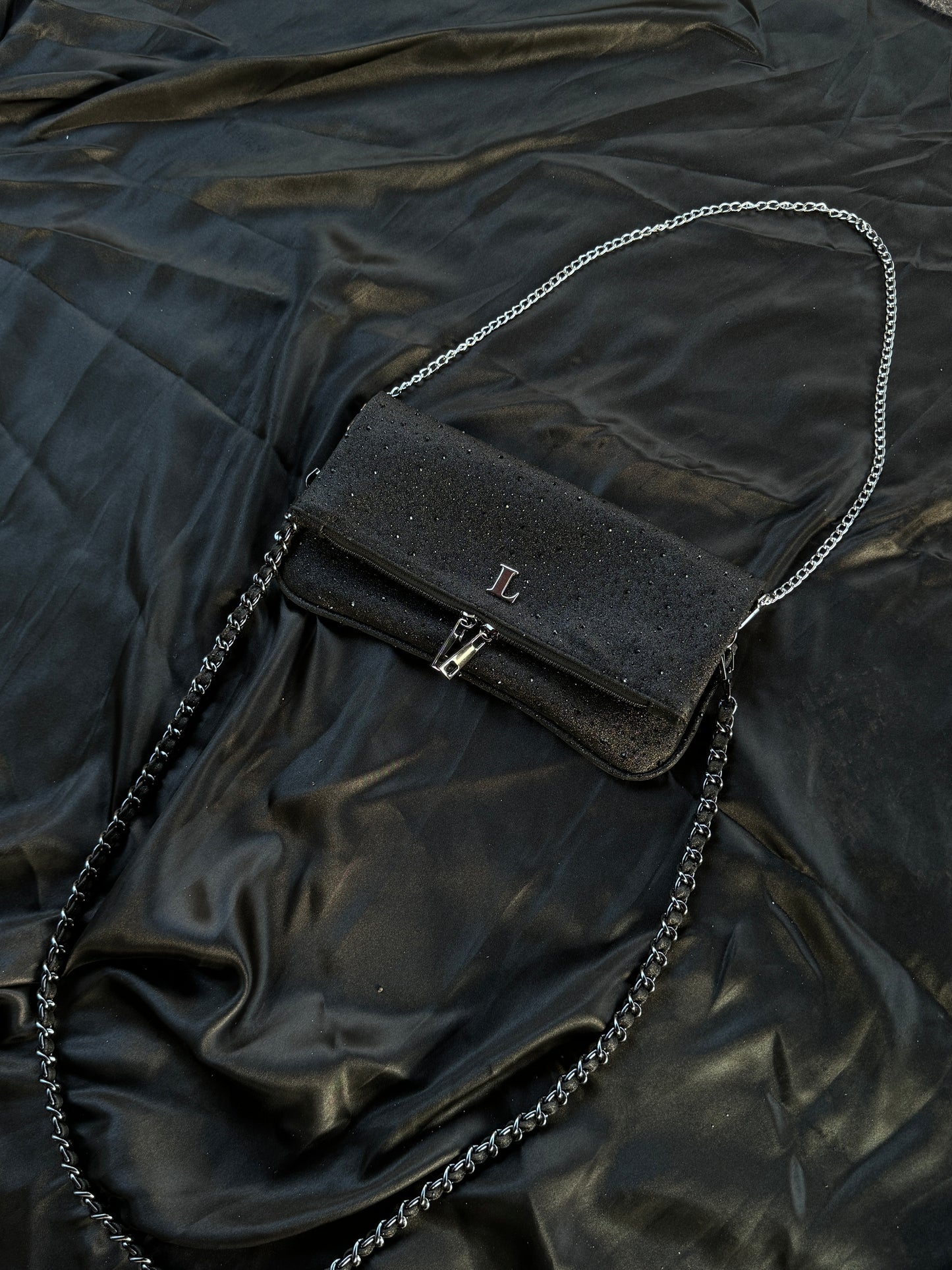 KIARA SHINY BLACK
