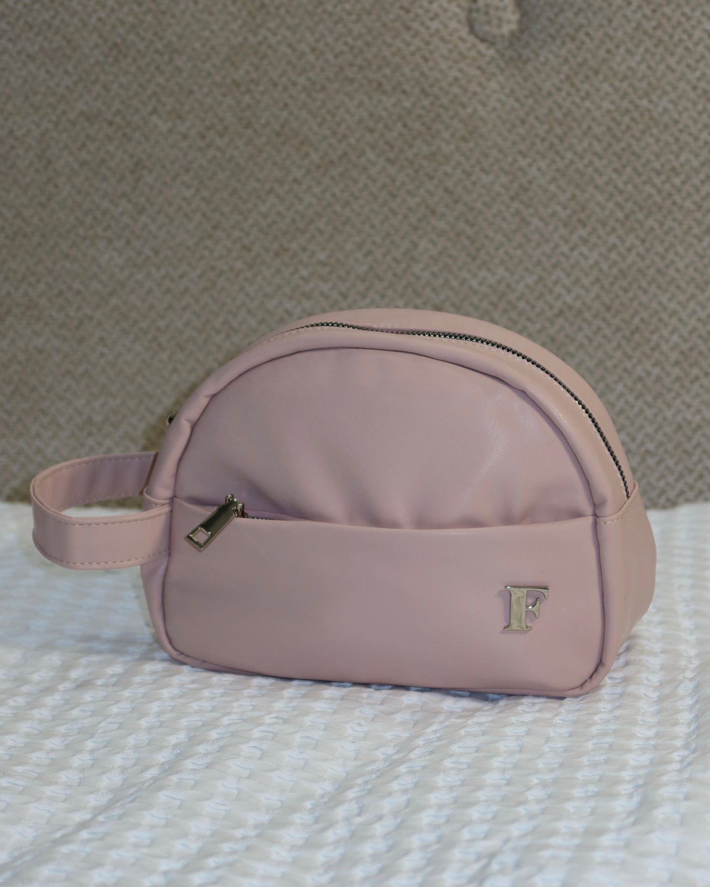POUCH BAG