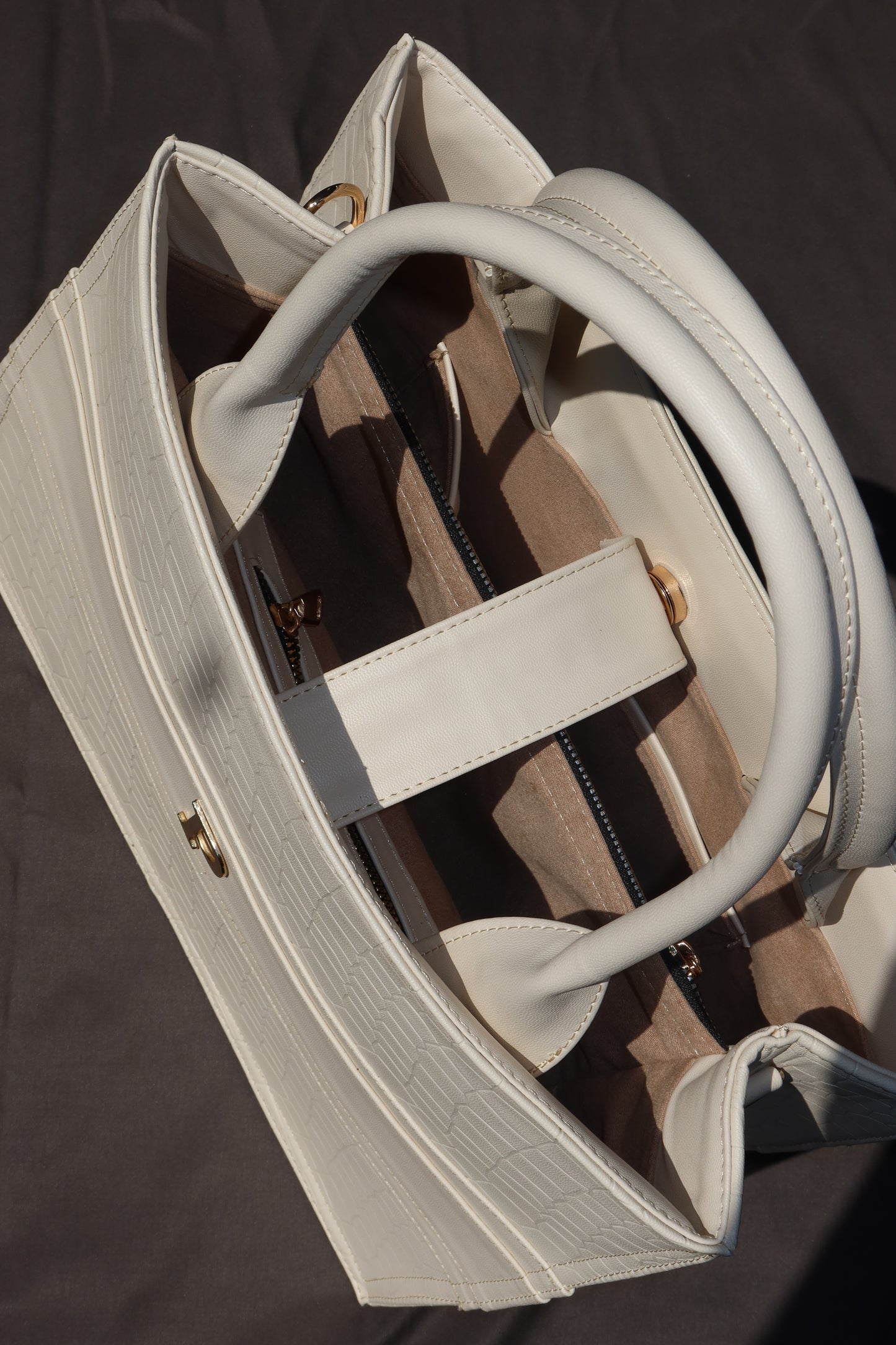 BOOK TOTE