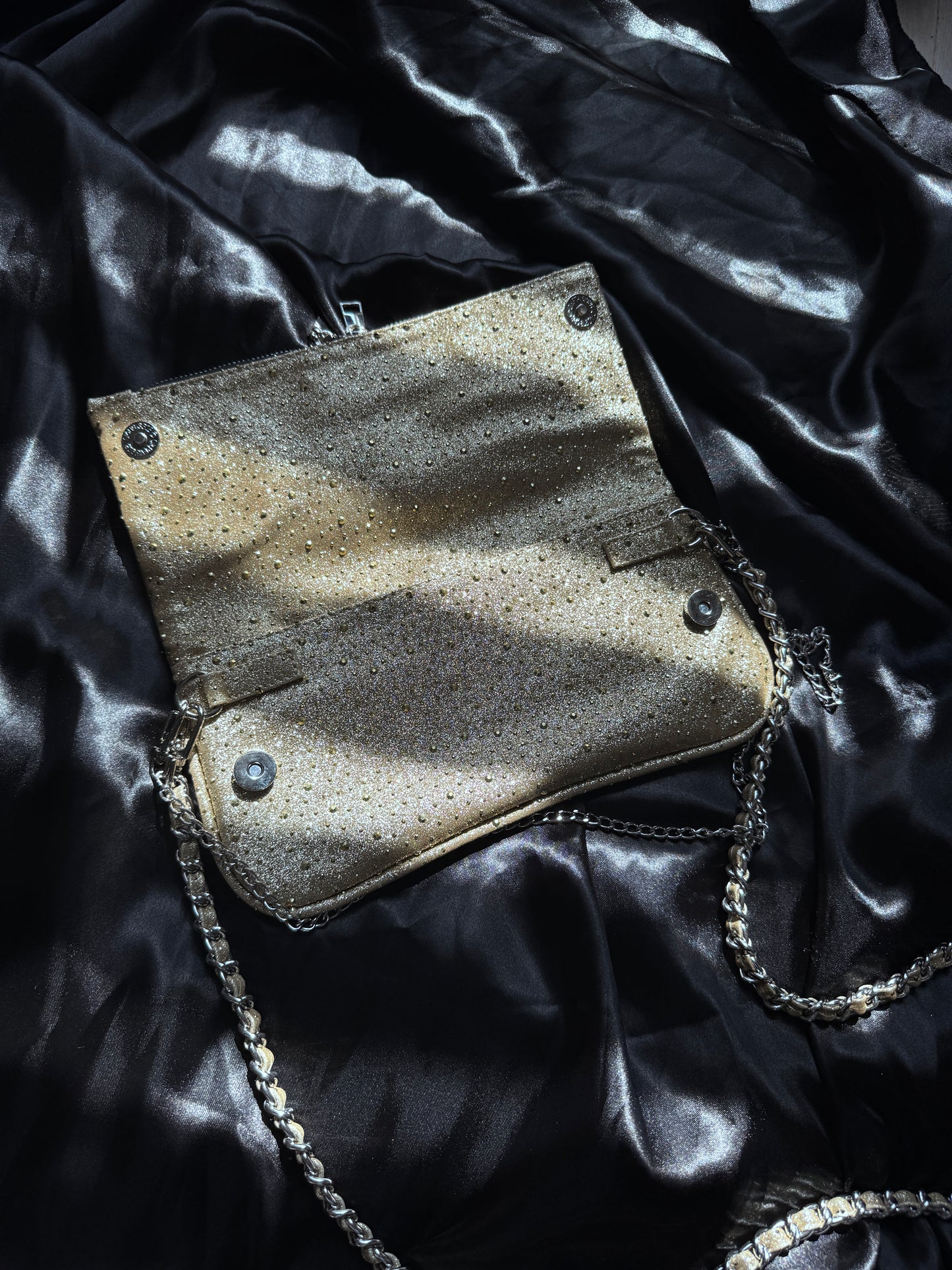 KIARA SHINY GOLD