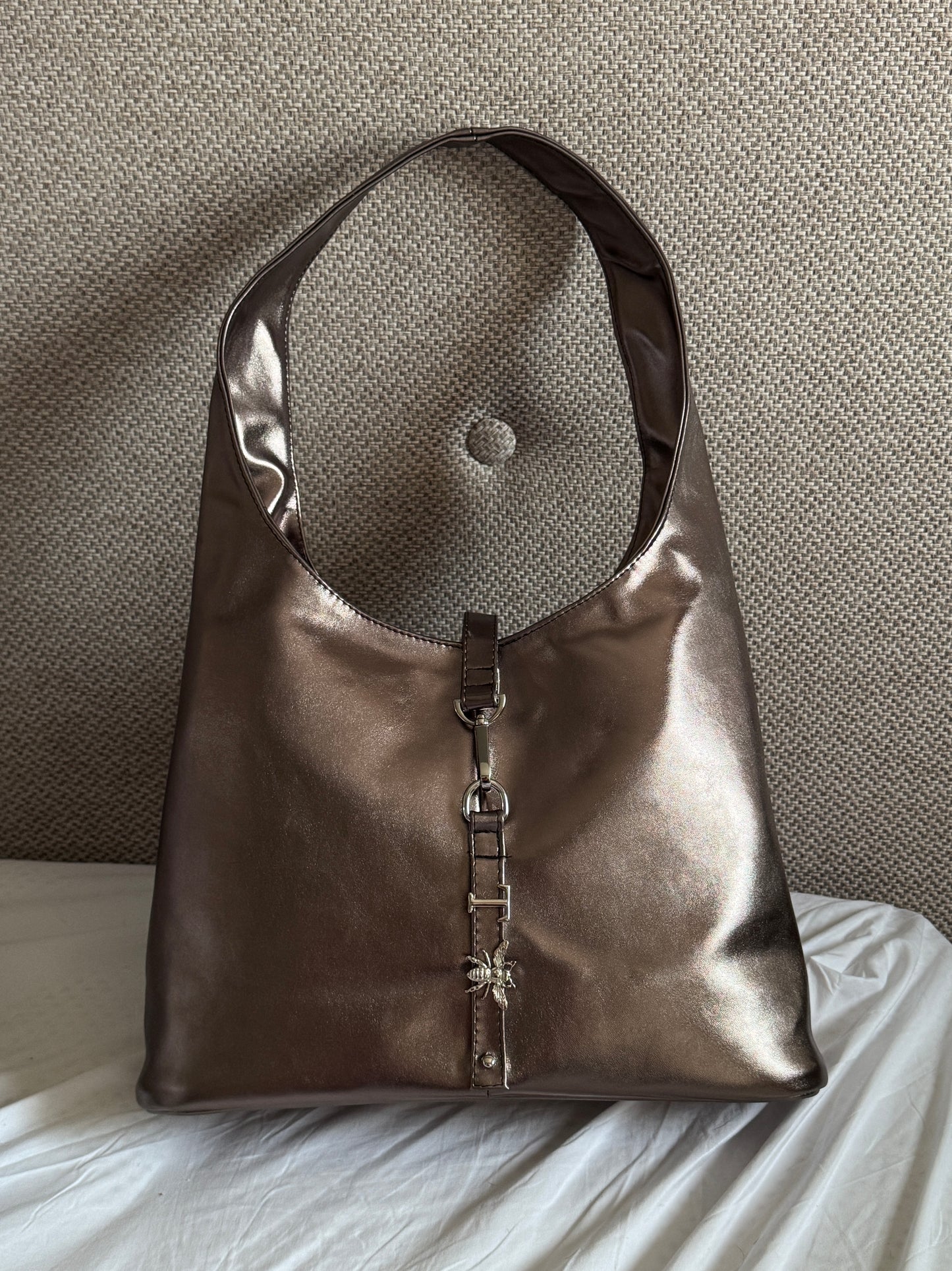 CASUAL TOTE