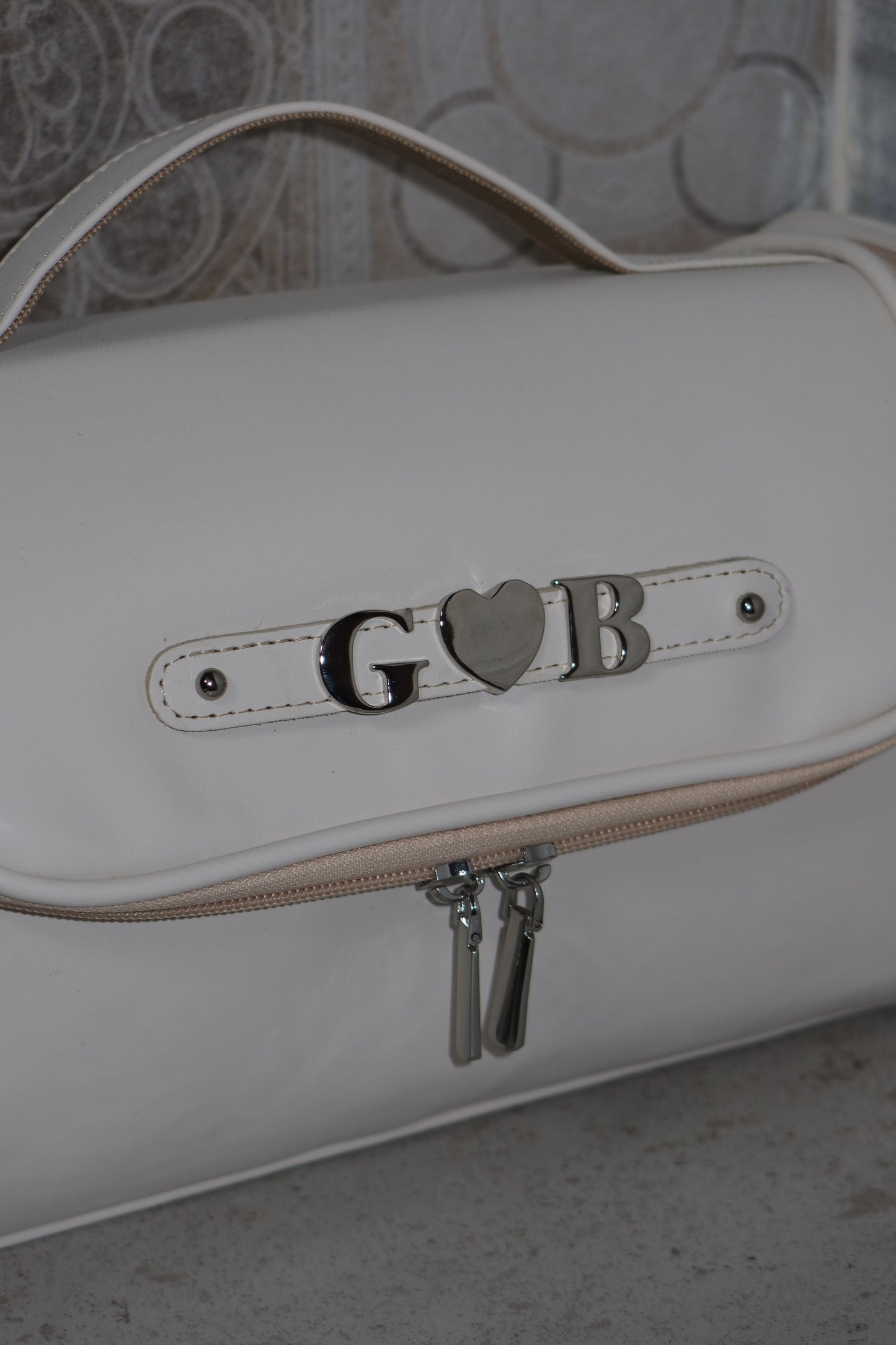ESTUCHE