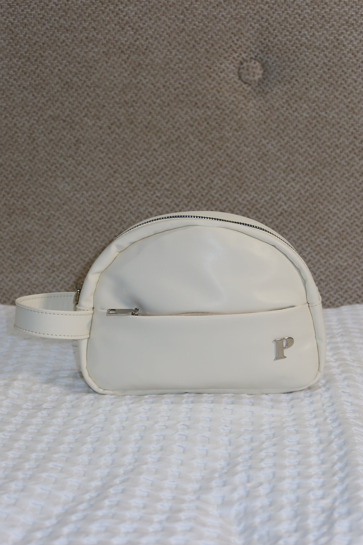 POUCH BAG