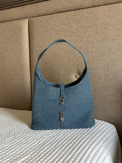 CASUAL TOTE