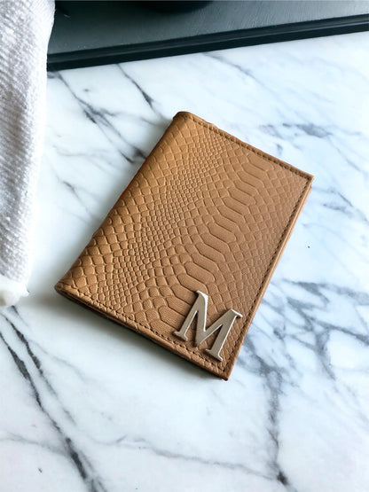 HAZELNUT PASSPORT HOLDER