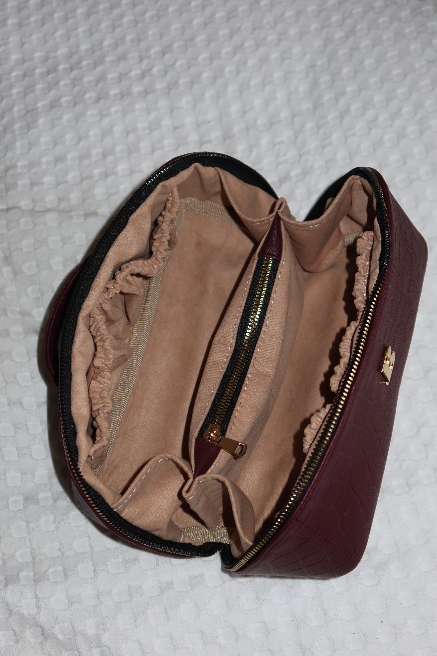 NECESER BURGUNDY