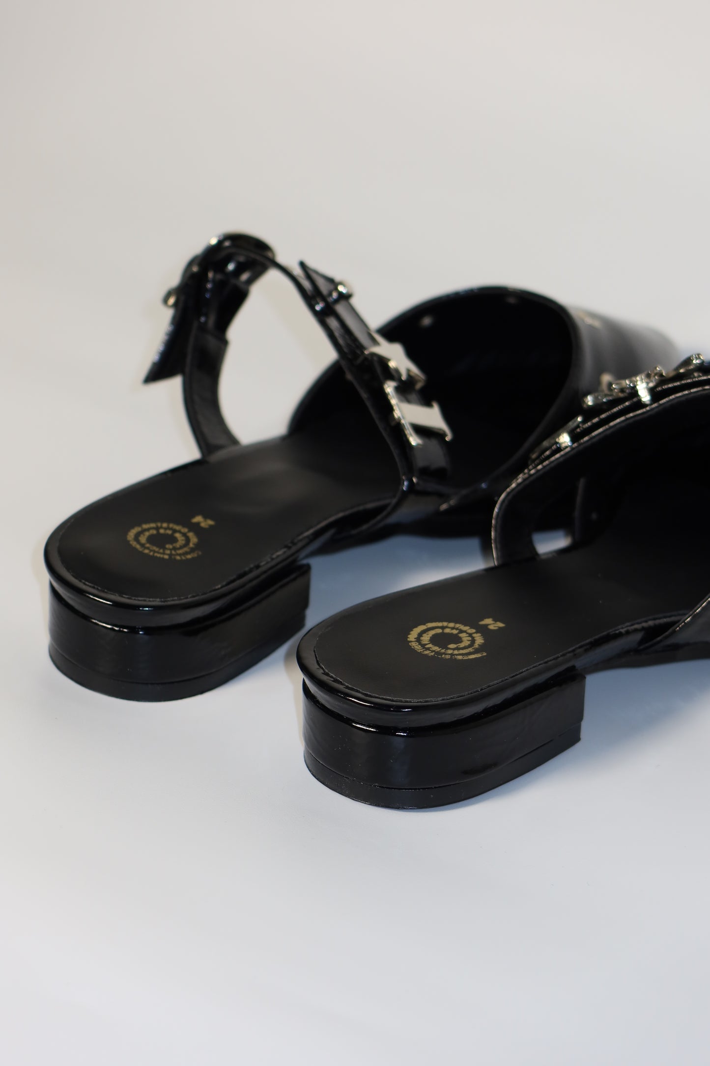 FLATS NEGROS