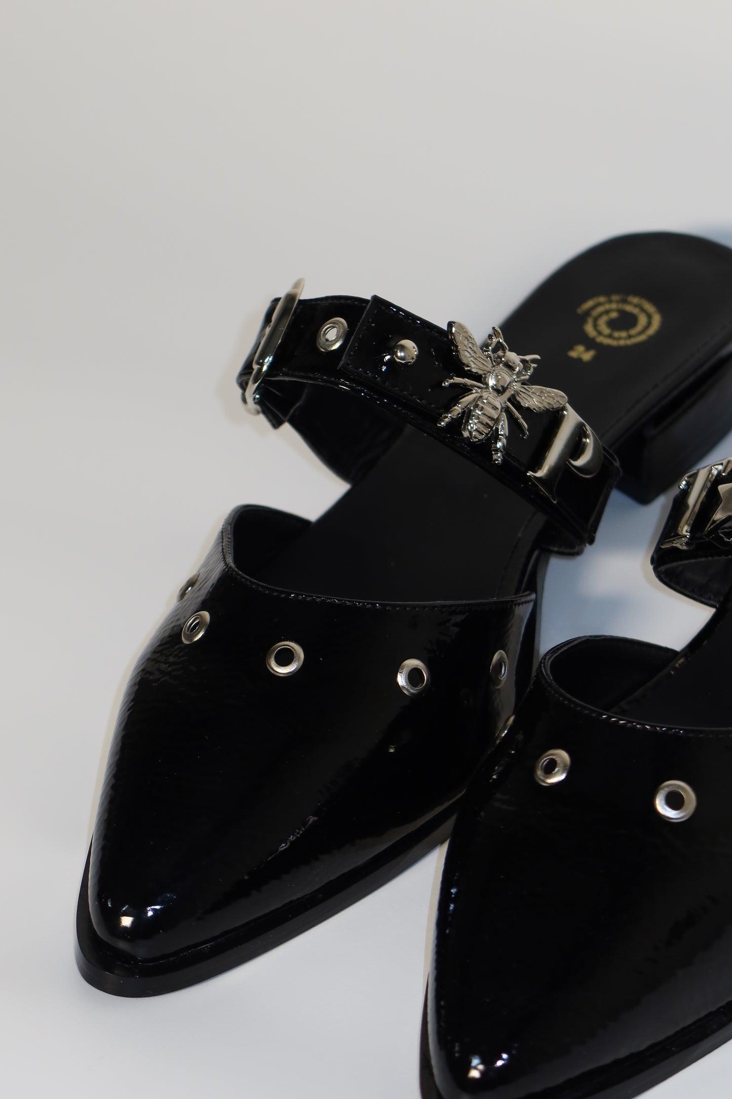 FLATS NEGROS