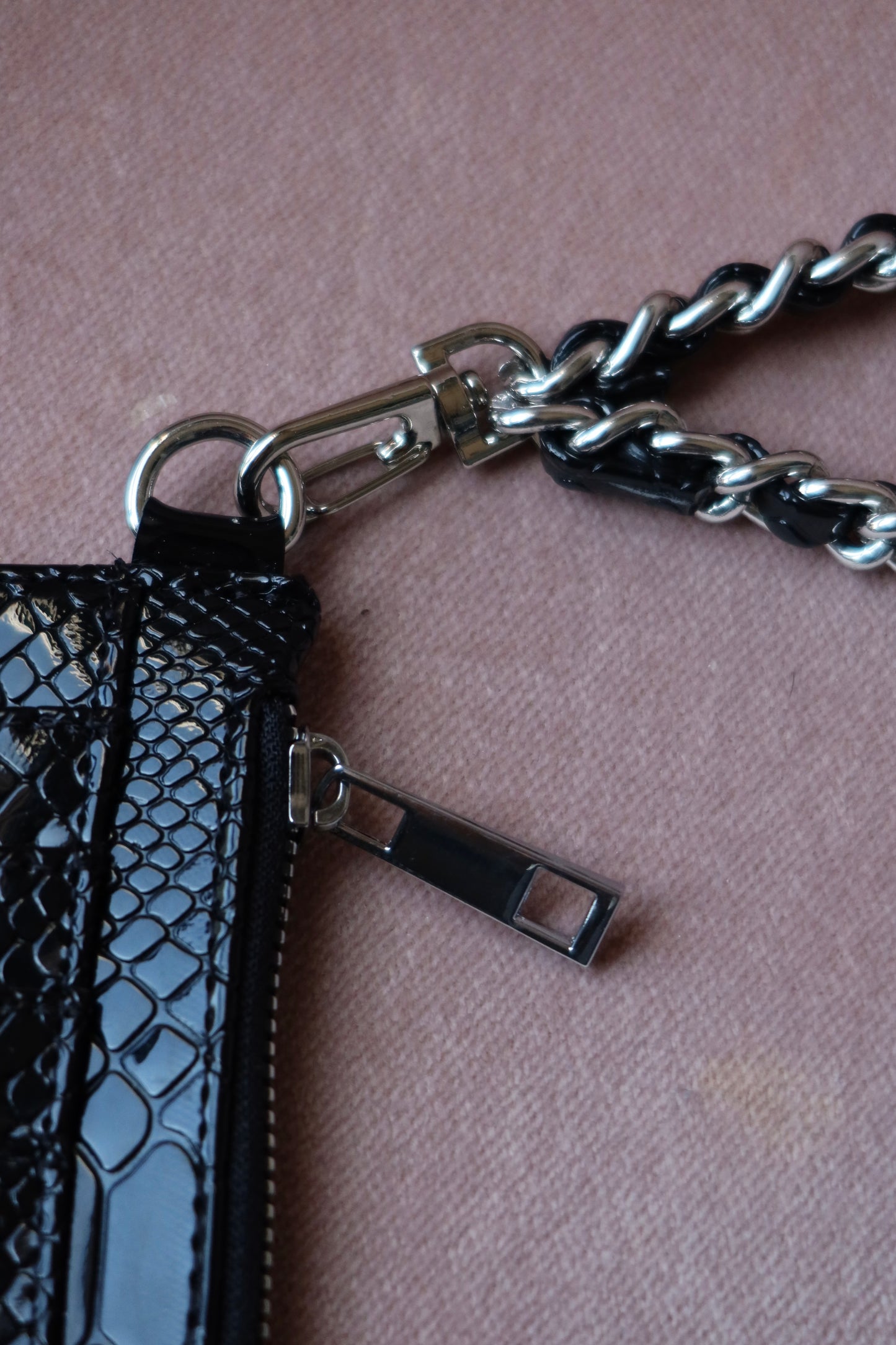CARDHOLDER NEGRO