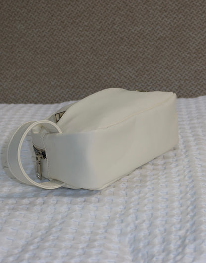 POUCH BAG