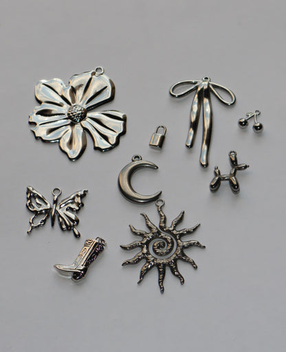CHARM NECKLACE PLATEADO